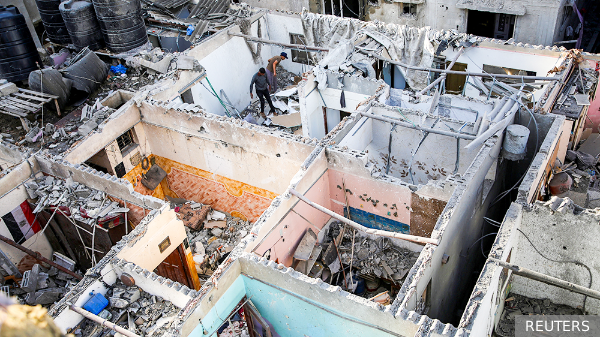 Израиль нанес удары по городу Рафах в секторе Газа