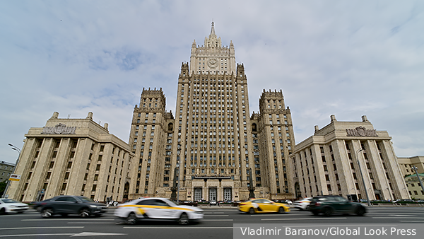 Захарова: Россия может ударить по военным объектам Британии в случае реализации угроз Лондона