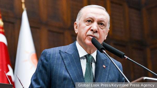 Эрдоган заявил, что знает готовивших заговор кукловодов