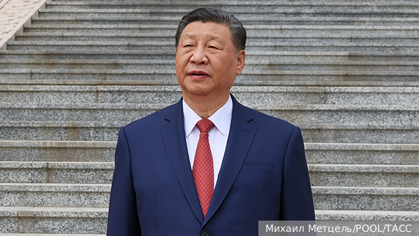 Си Цзиньпин заявил о готовности выстраивать двусторонние отношения с Москвой