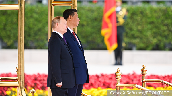 Маск: США толкают Россию и Китай на создание альянса