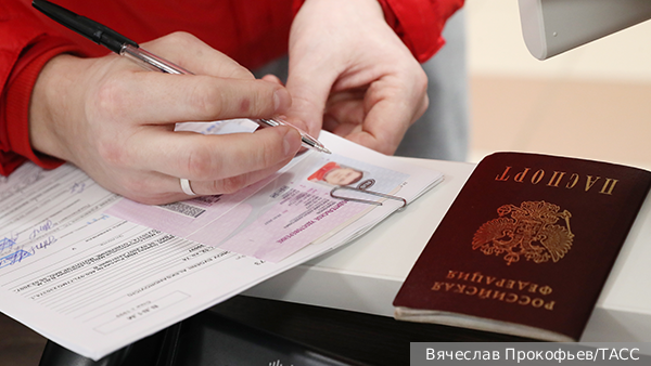 МВД предупредило о приостановке выдачи водительских прав и регистрации автомобилей в МФЦ Москвы