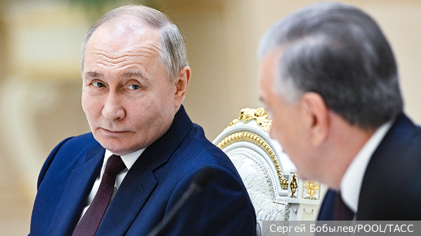 Путин назвал важным переход на нацвалюты в расчетах России и Узбекистана