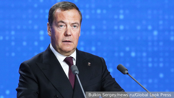 Медведев предупредил Запад о риске просчета в отношении России