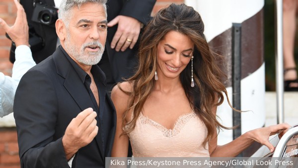 Захарова связала «судебное сафари» на российских журналистов с готовностью Клуни «делать деньги на чем угодно»