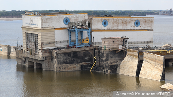 Киев решил взыскать с Москвы компенсацию за Каховскую ГЭС