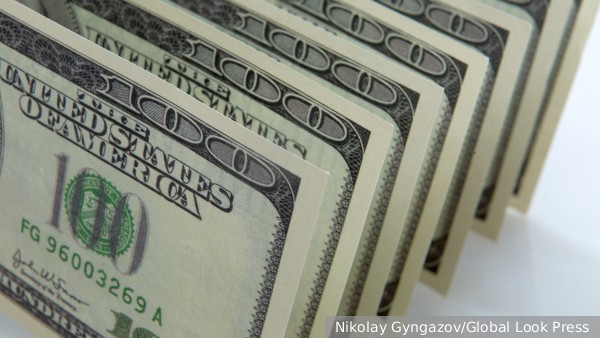 ЦБ разъяснил статус доллара в России после санкций против Мосбиржи