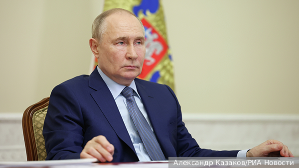 Кремль анонсировал совещание Путина по миграционной политике