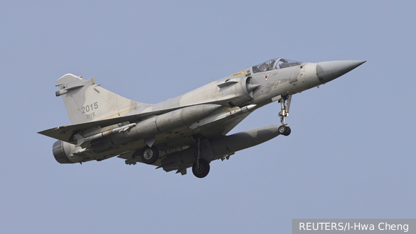 Франция резко сократила число передаваемых Украине истребителей Mirage 2000-5