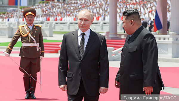 Путин прибыл на площадь Ким Ир Сена в Пхеньяне