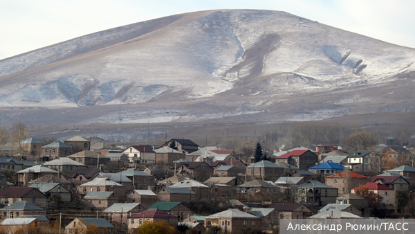 В мире: Агент Запада в Ереване придумал новый миф о России