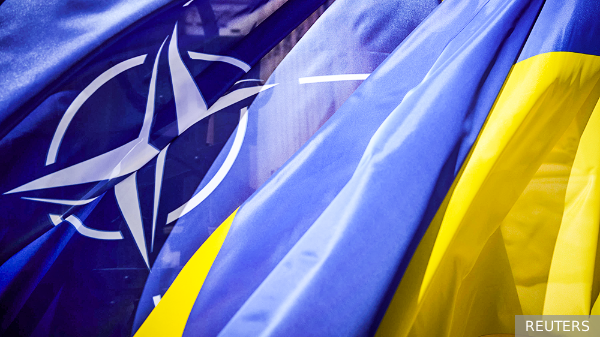 НАТО превращает Украину в гигантскую ЧВК