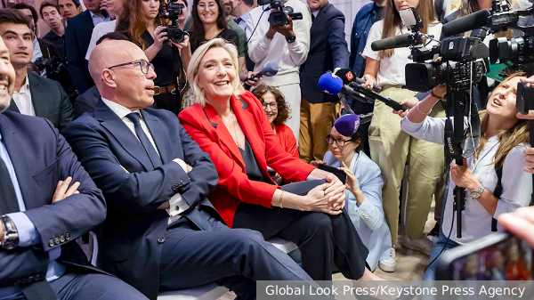 Партия «Национальное объединение» стала лидером в первом туре выборов во Франции