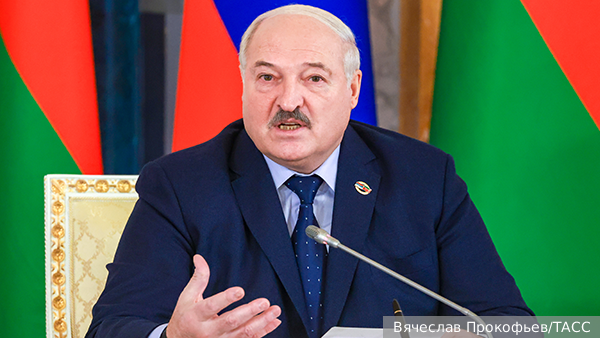 Лукашенко: Украина перебрасывает в Белоруссию центнеры взрывчатки для терактов в России