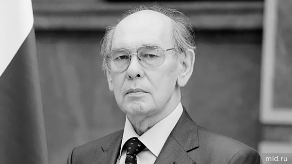 Скончался посол России в Алжире Шуваев