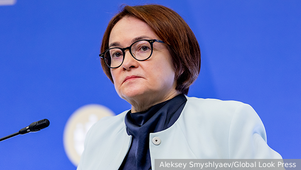 Набиуллина: ЦБ не считает нужным повышать лимит бесплатных переводов через СБП с 100 тыс. рублей 