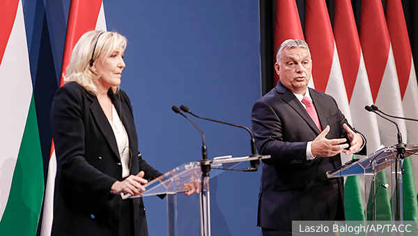 FT: Ле Пен и Орбан готовы создать грозную силу в Европарламенте
