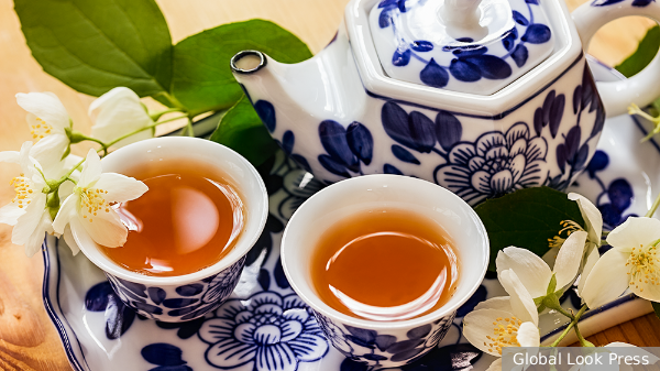 Эксперт предложил альтернативу чаю из растущих на даче растений и трав