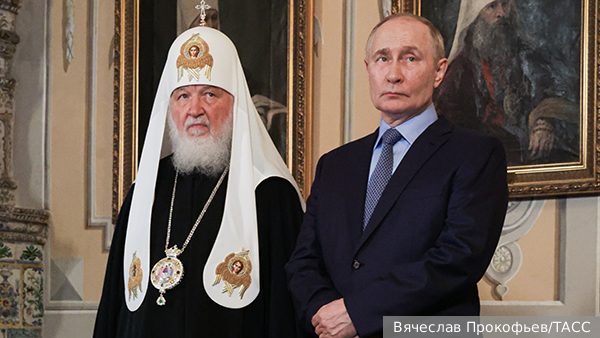 Патриарх Кирилл назвал Путина первым православным президентом России