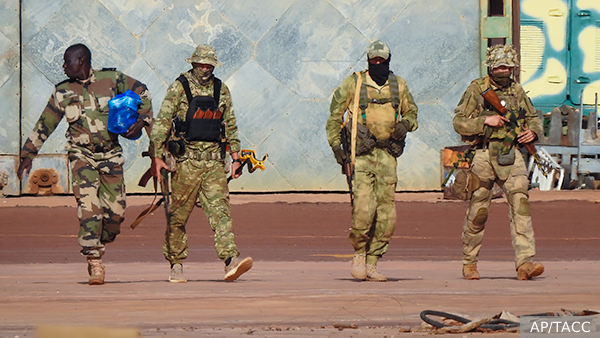 В мире: Кто и как устроил засаду на бойцов ЧВК «Вагнер» в Африке