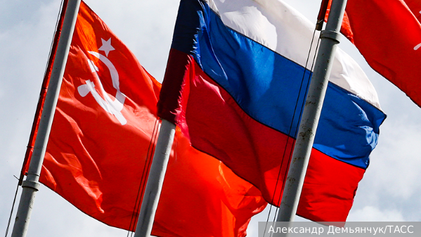 Организаторы Игр в Париже перепутали флаги России и СССР