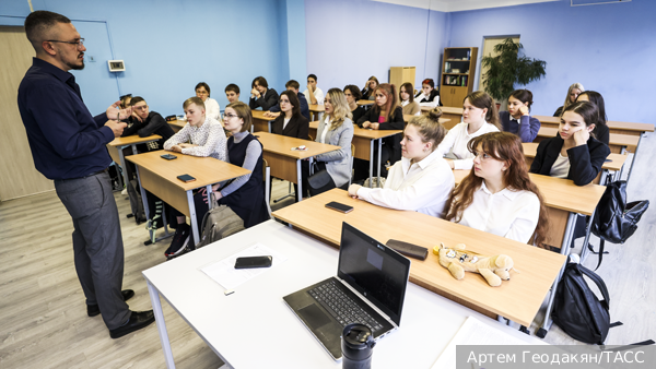 На «Разговорах о важном» школьникам рассказали о традициях гостеприимства России