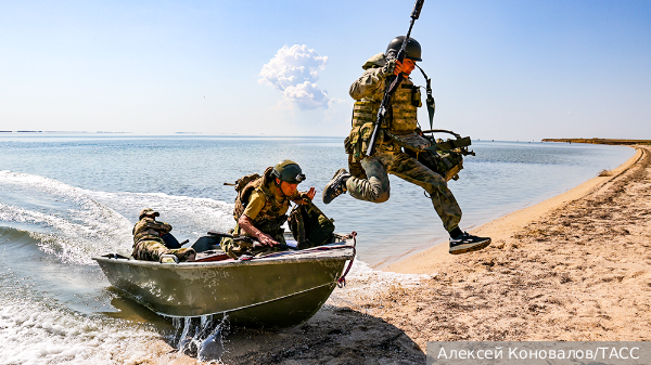 Военный эксперт: «Воины трех стихий» героизмом в бою заслужили День морской пехоты