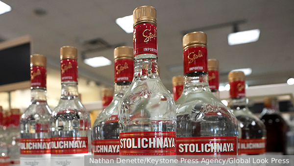 Владеющая брендом водки Stolichnaya компания объявила о банкротстве в США