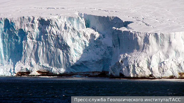 Ученые спрогнозировали полное таяние льдов Арктики к 2027 году