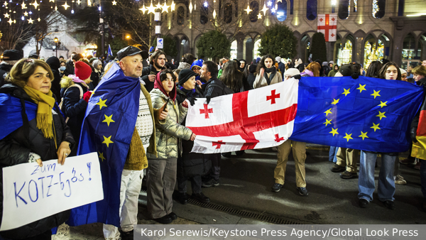 Грузия решила депортировать 25 иностранцев за участие в протестах