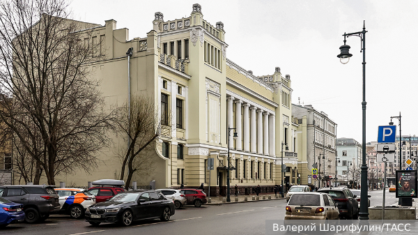 Варшавер покинул пост директора «Ленкома»