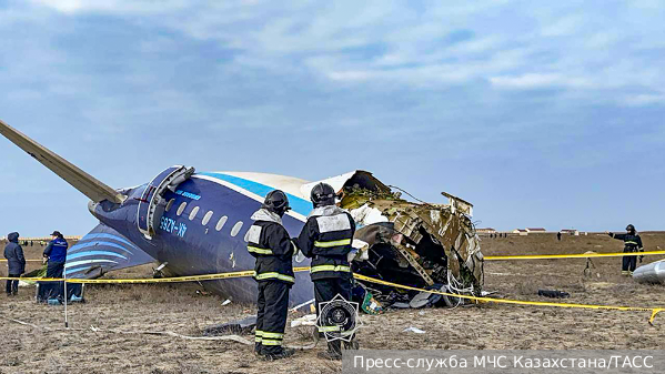 Черные ящики упавшего самолета AZAL расшифровали и вернули в Казахстан