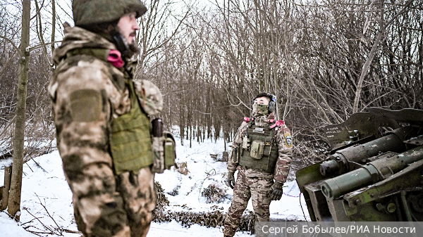 Российские войска взяли в клещи Красноармейск в ДНР