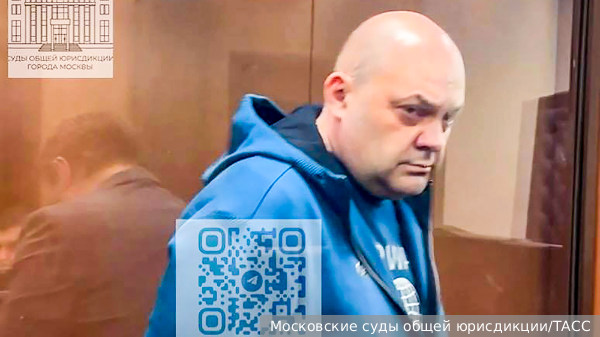 Экс-главу Курской области Смирнова доставили в суд