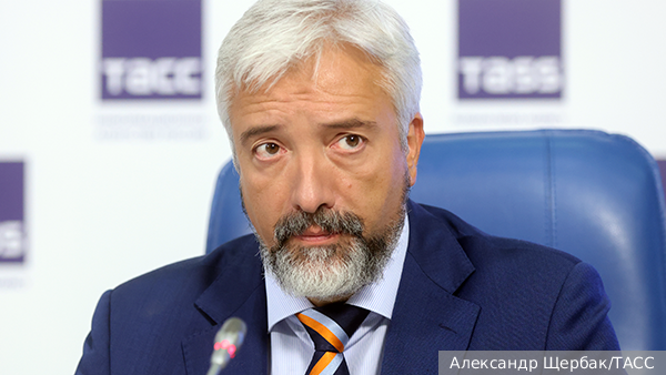 Примаков назвал хамским отстранение России от празднования Победы в ФРГ