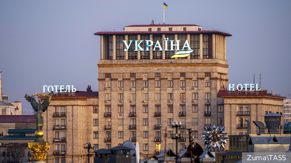 Вашингтон предлагал Украине принять депортированных из США мигрантов