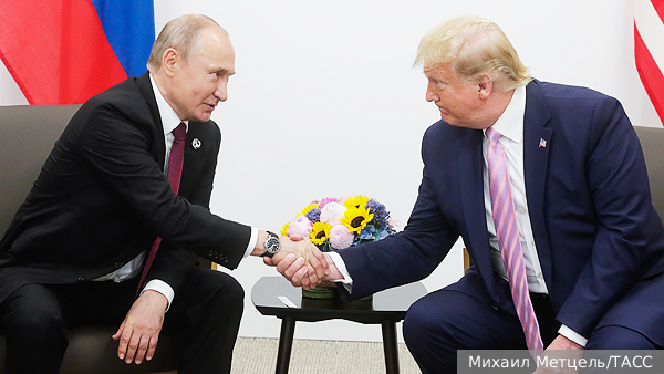 Путин и Трамп через помощников поздравили друг друга с Днем Победы