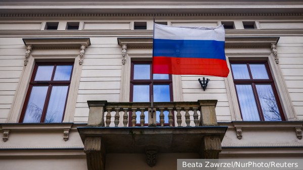 В Совфеде раскритиковали решение Польши закрыть генконсульство России в Кракове