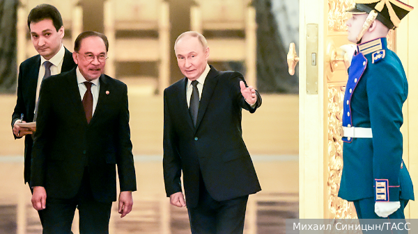 Путин рассказал о загадке для малайзийского премьера о трех тронах в Кремле