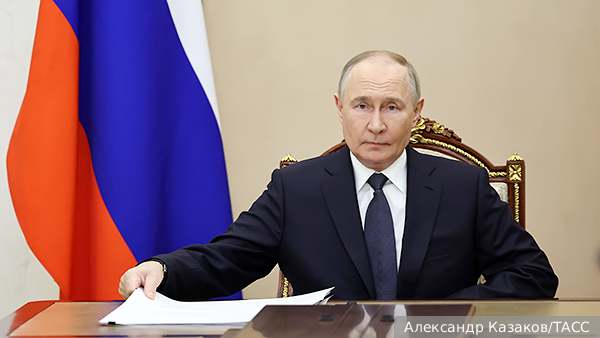 Путин провел совещание по переговорам с Украиной в Стамбуле