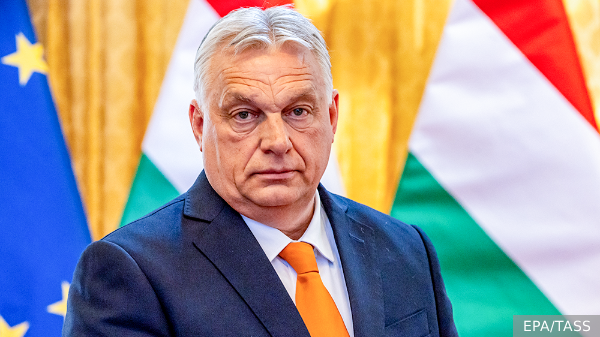 Орбан попросил генсека НАТО остановить клевету со стороны Украины
