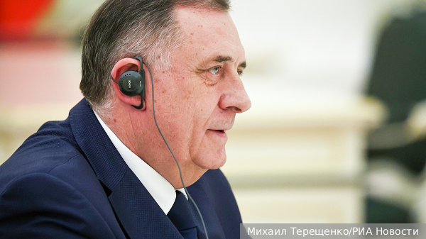 Додик предложил США доступ к минералам в обмен на автономию