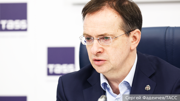 Кремль назвал угрозы семье Мединского вопиющей ситуацией
