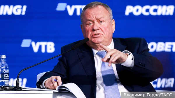 Костин предложил поспорить «на десять щелчков» о снижении ставки Центробанком