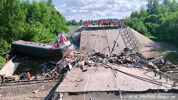 Возросло число пострадавших при теракте на ж/д в Брянской области