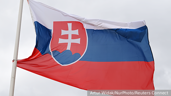 Парламент Словакии запретил министрам поддерживать санкции против России