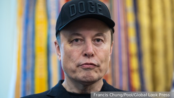 Маск объявил о выводе из эксплуатации Dragon SpaceX в ответ на слова Трампа