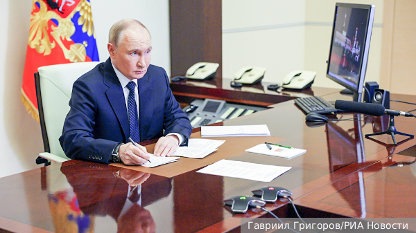 Путин назвал 2025 год определяющим для технологического развития России