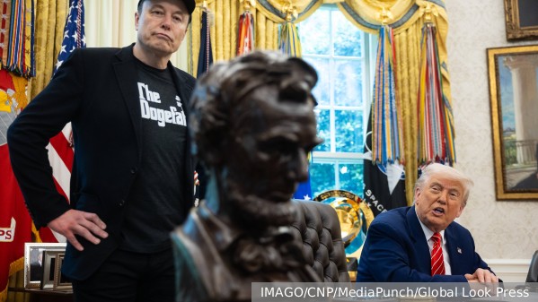 FT заявила о панике инвесторов и угрозе «чисток» из-за ссоры Маска и Трампа