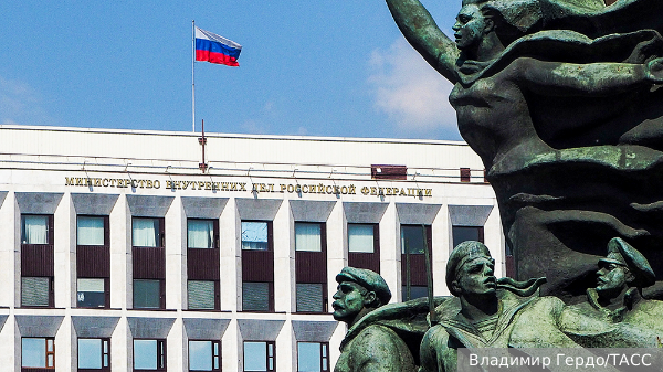 Иноагенты Плющев и Тимченко объявлены МВД в розыск